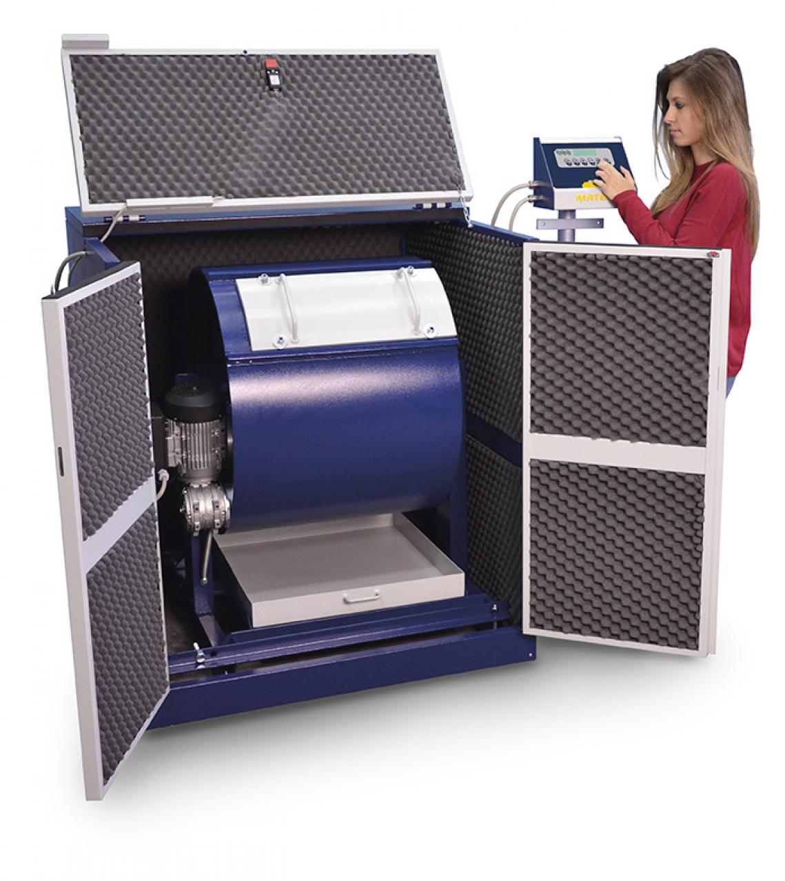 SAFETY CABINET CE, WITH SOUND PROOF MAT.